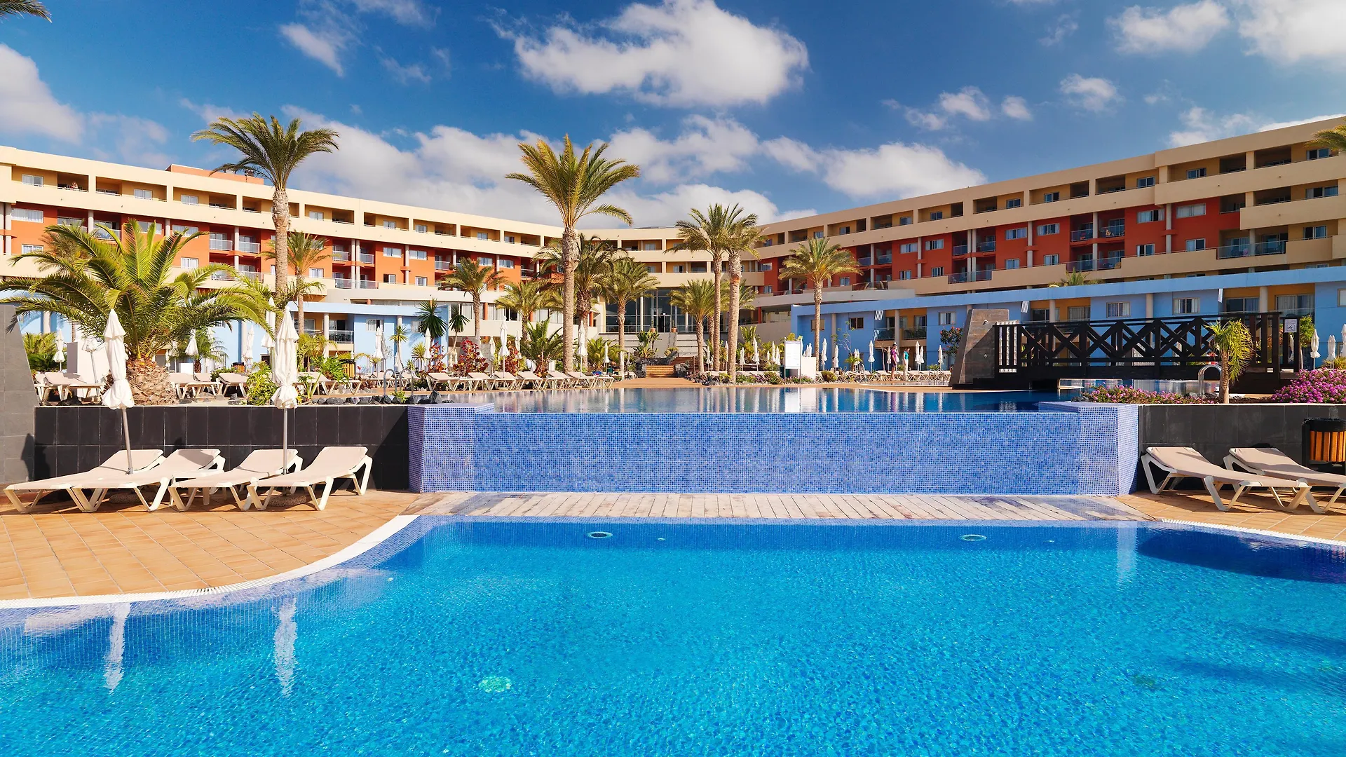 Iberostar Waves Gaviotas Park Hotel Playa Jandia 4*,