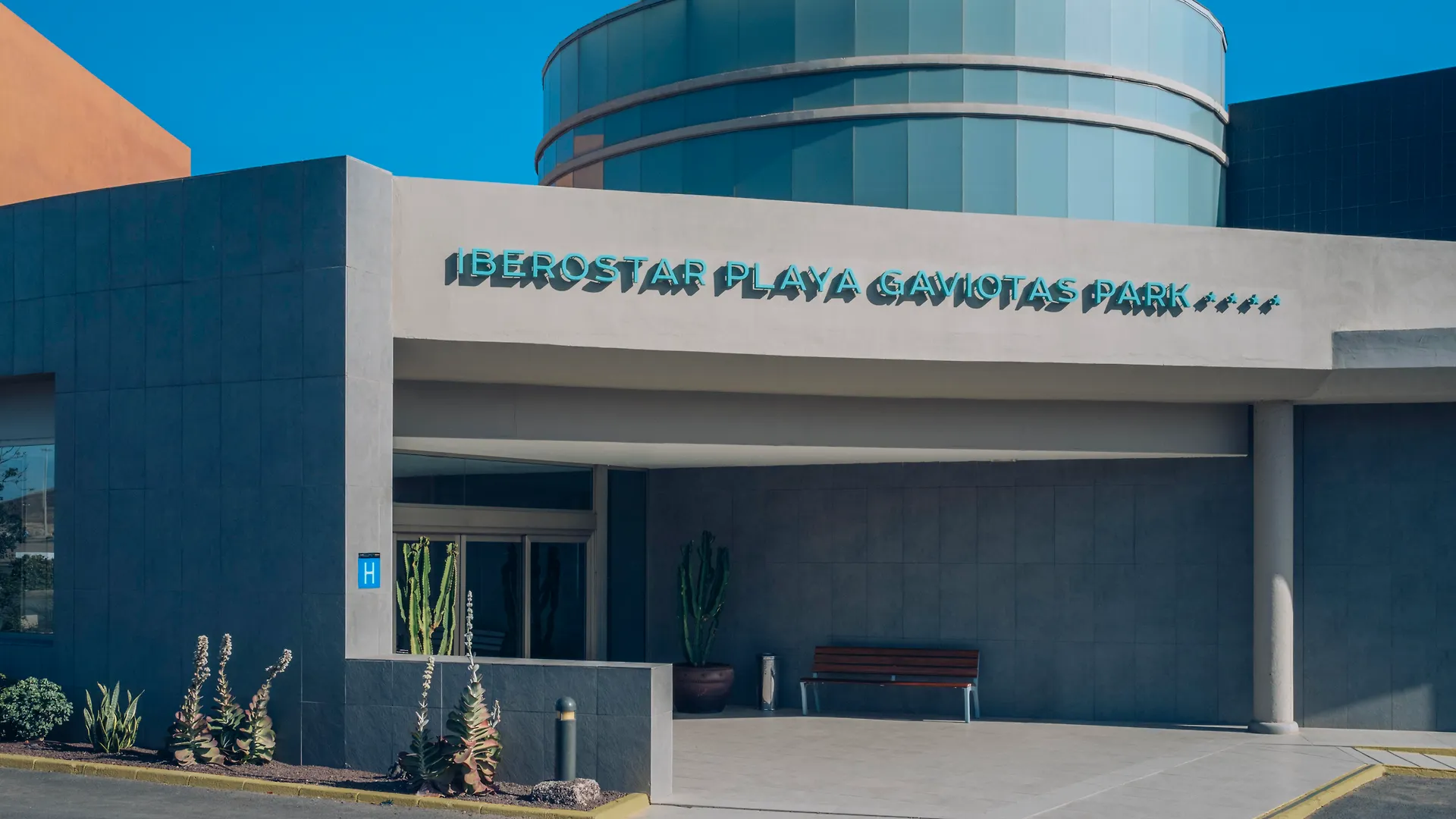 Iberostar Waves Gaviotas Park Hotel Playa Jandia 4*,