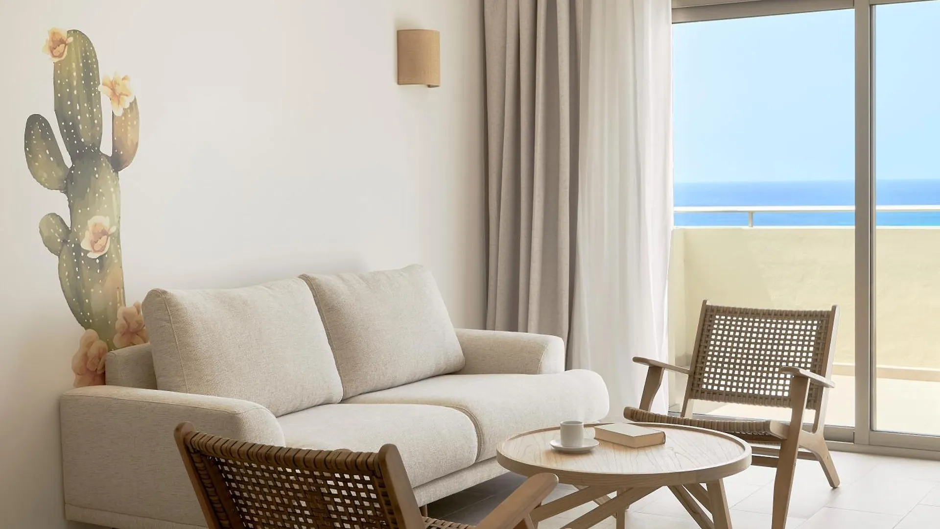 Iberostar Waves Gaviotas Park Hotel Playa Jandia Espanha